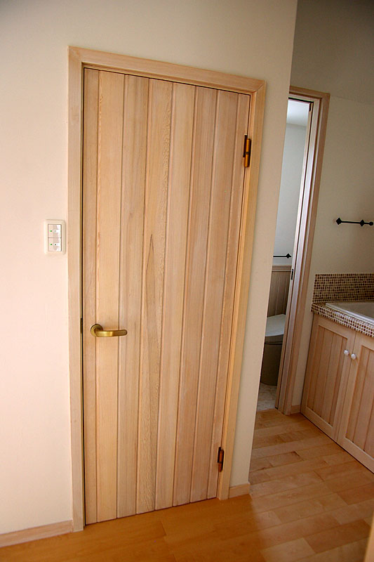 ロフト収納のあるコンパクトハウス