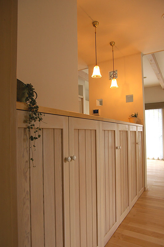 ロフト収納のあるコンパクトハウス