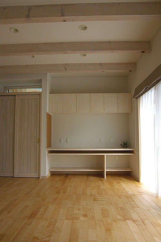 ロフト収納のあるコンパクトハウス