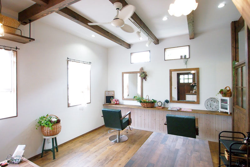 隠れ家的おしゃれサロン