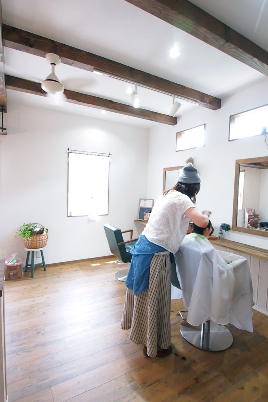 隠れ家的おしゃれサロン