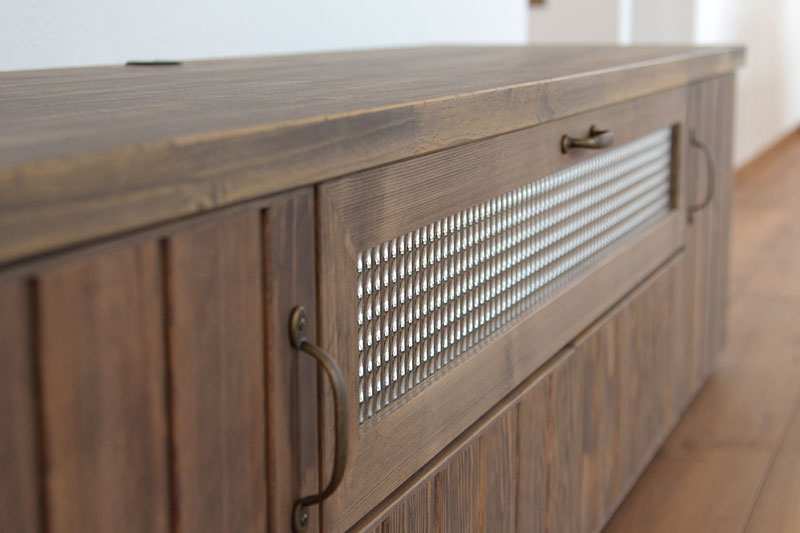 カフェスタイルのキッチンのある家