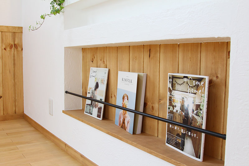 登り棒と雲梯のある家