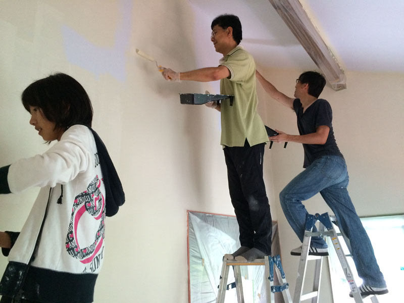 登り棒と雲梯のある家