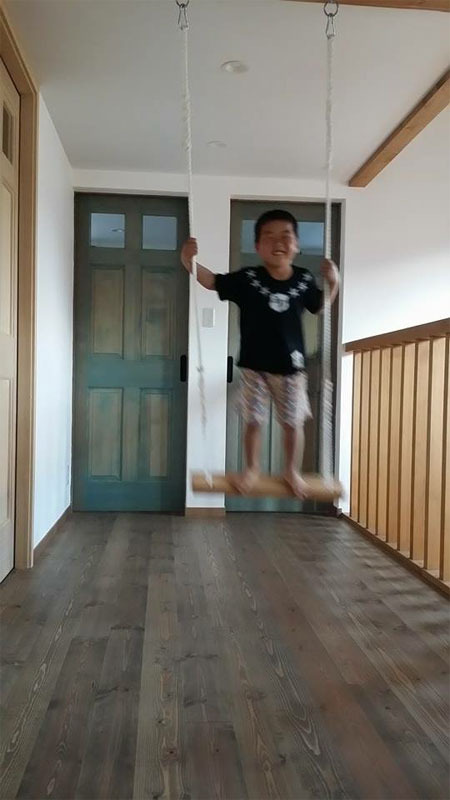 料理を楽しむ！木製キッチンのある家