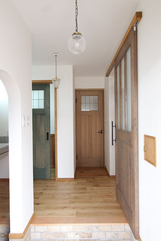 料理を楽しむ！木製キッチンのある家