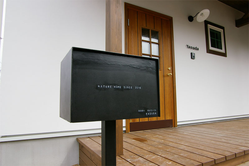 料理を楽しむ！木製キッチンのある家