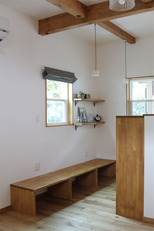 料理を楽しむ！木製キッチンのある家