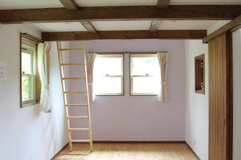 バイクガレージのある家