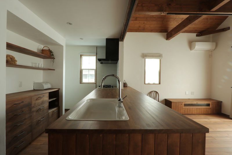 カフェを営みながら緩やかに暮らす家