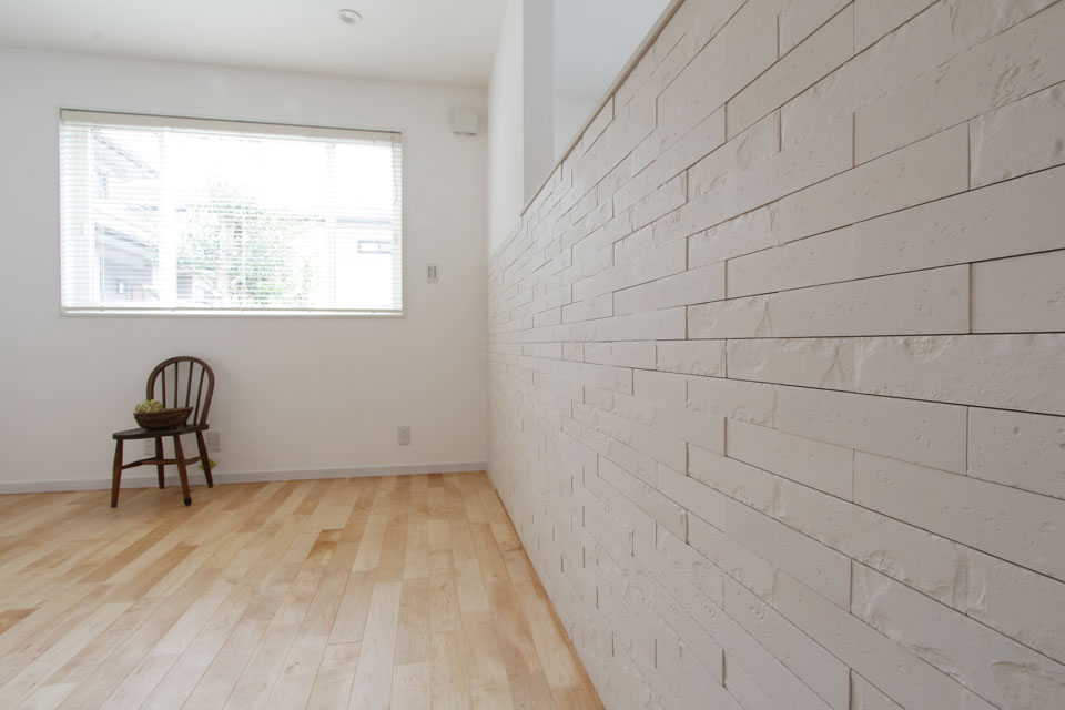 ナチュラル雑貨がよく似合う白い平屋