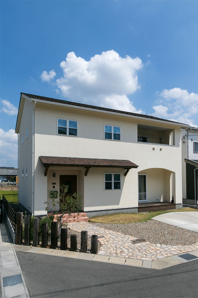 うんていとボルダリングのある家