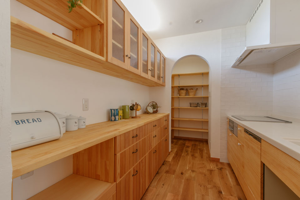 うんていとボルダリングのある家