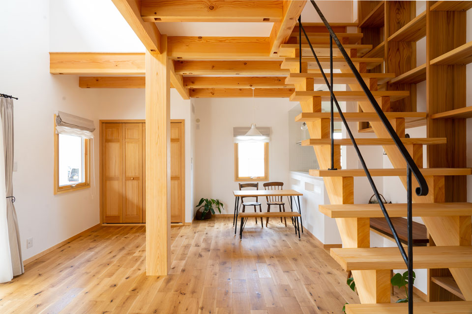 憧れの本棚のある家