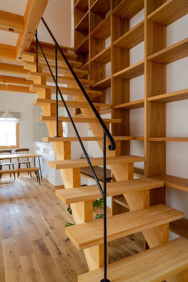 憧れの本棚のある家