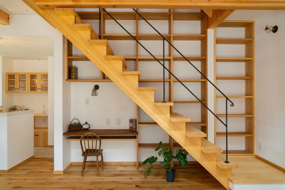 憧れの本棚のある家