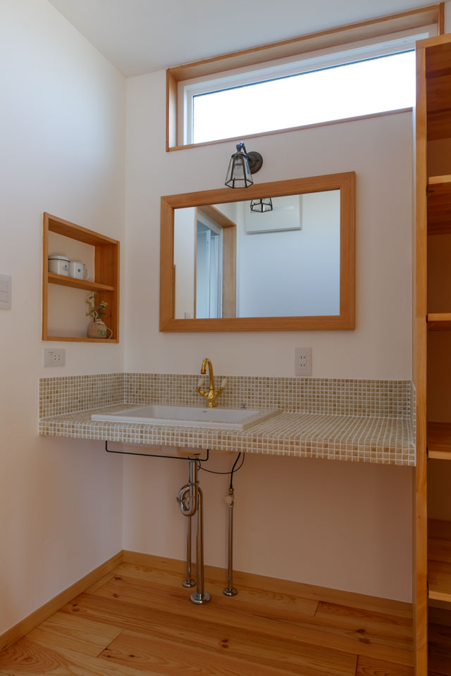 ガーデンシェッドの似合う家