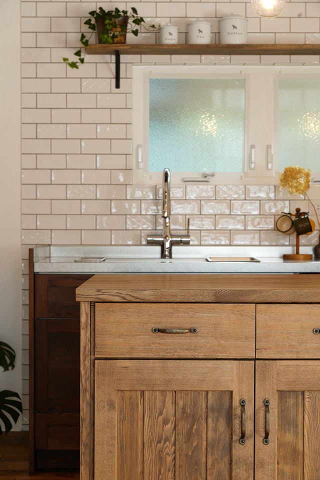 すべり台のある家