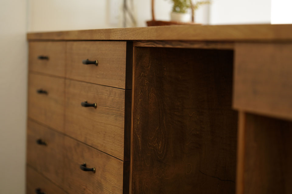 すべり台のある家