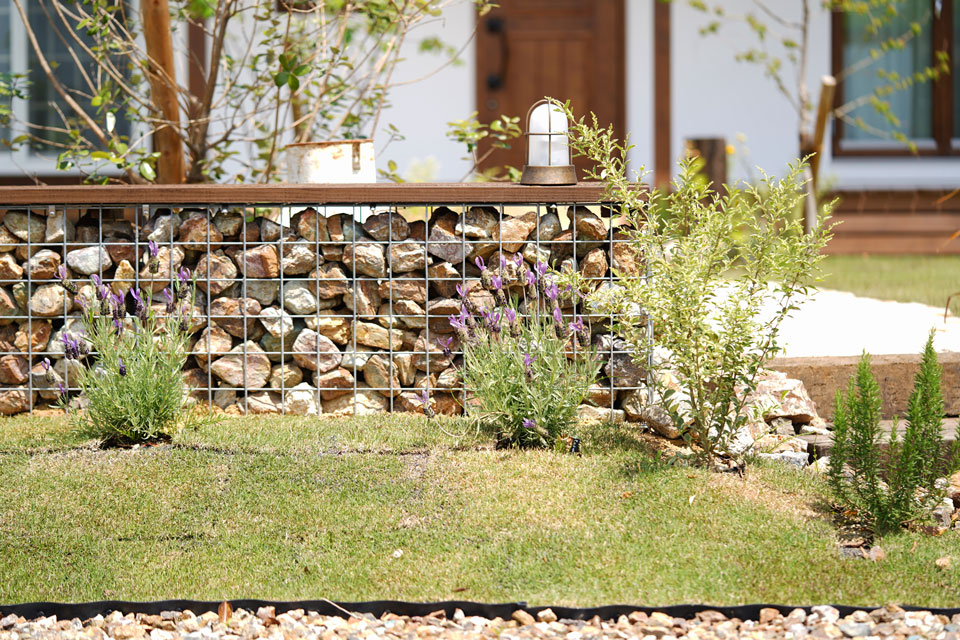 すべり台のある家