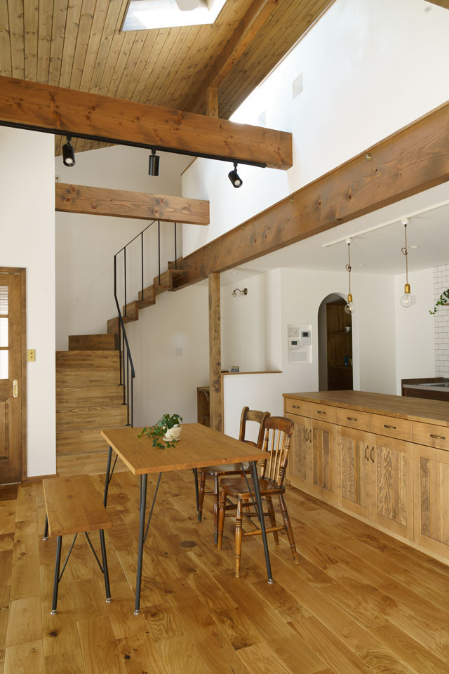 すべり台のある家