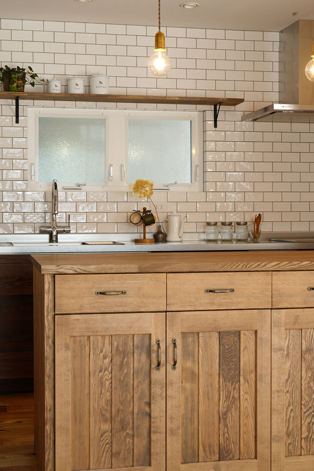 すべり台のある家