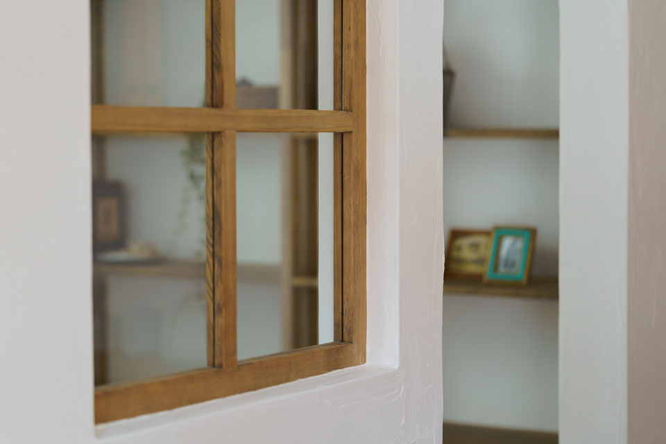 どんぐり屋根のある家