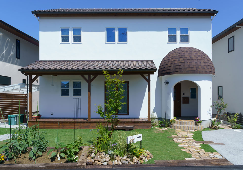 どんぐり屋根のある家