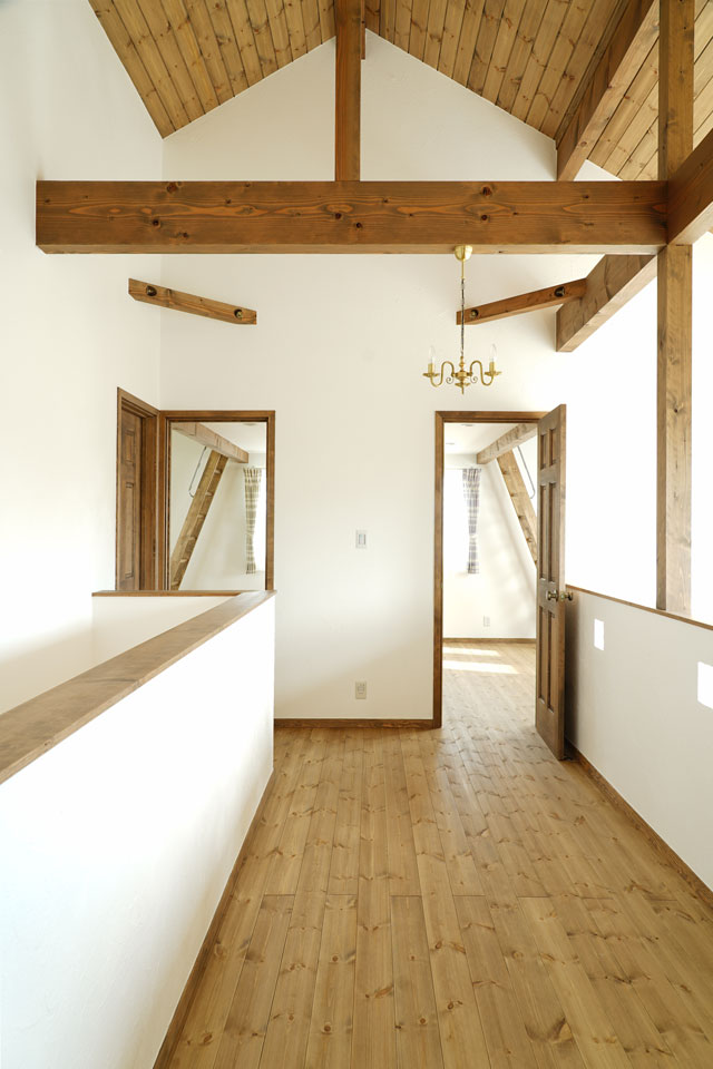 趣味を愉しむ、南欧スタイルの家