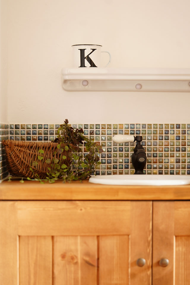 DIYとアンティークを愉しむ家