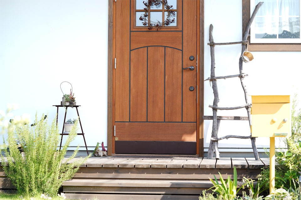 DIYとアンティークを愉しむ家