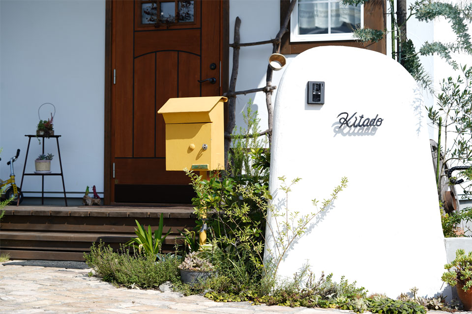 DIYとアンティークを愉しむ家