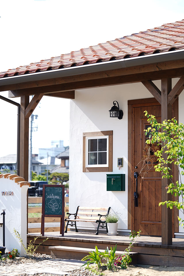 中二階のある遊び心たっぷりの家