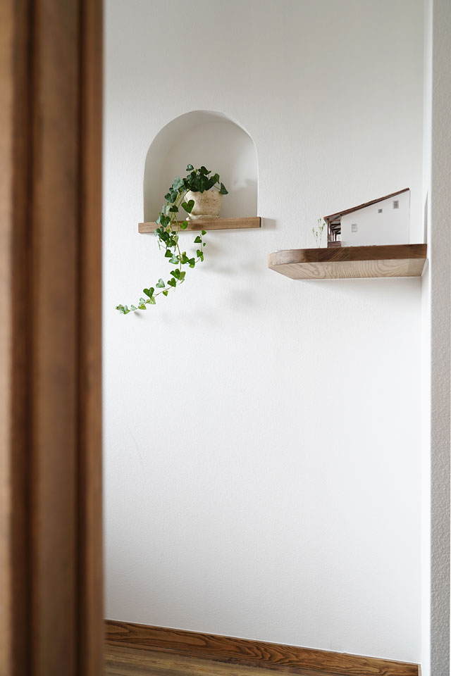 中二階のある遊び心たっぷりの家