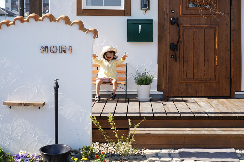 中二階のある遊び心たっぷりの家