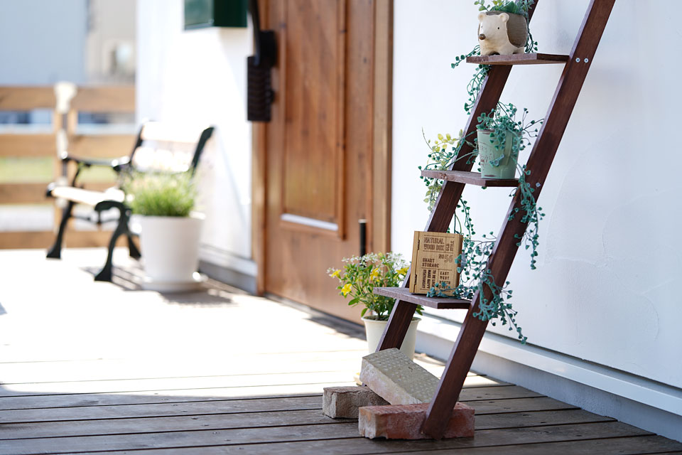 中二階のある遊び心たっぷりの家