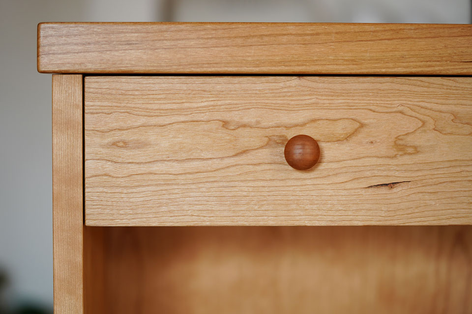 ビルトインガレージのある片流れ屋根の家