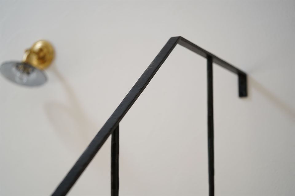 2つの吹抜けのある家