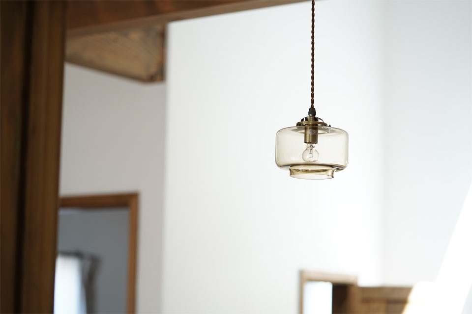 2つの吹抜けのある家