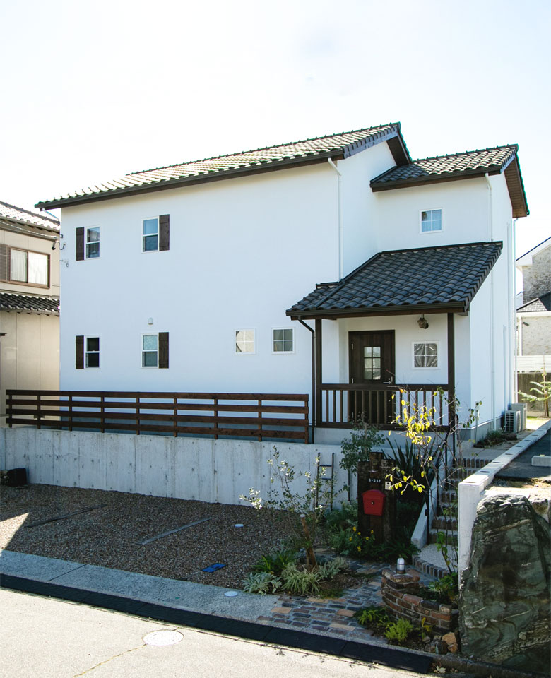 家族の笑顔が溢れるナチュラルハウス