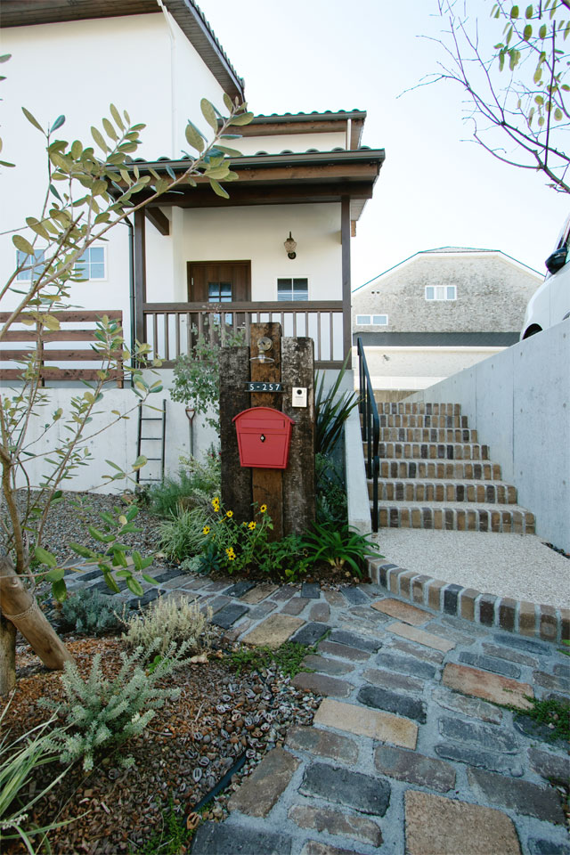 家族の笑顔が溢れるナチュラルハウス