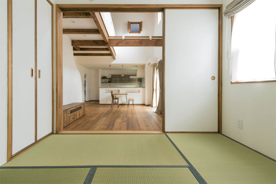 家族の笑顔が溢れるナチュラルハウス