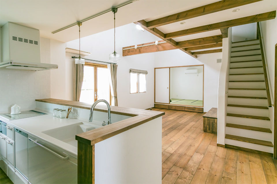 家族の笑顔が溢れるナチュラルハウス