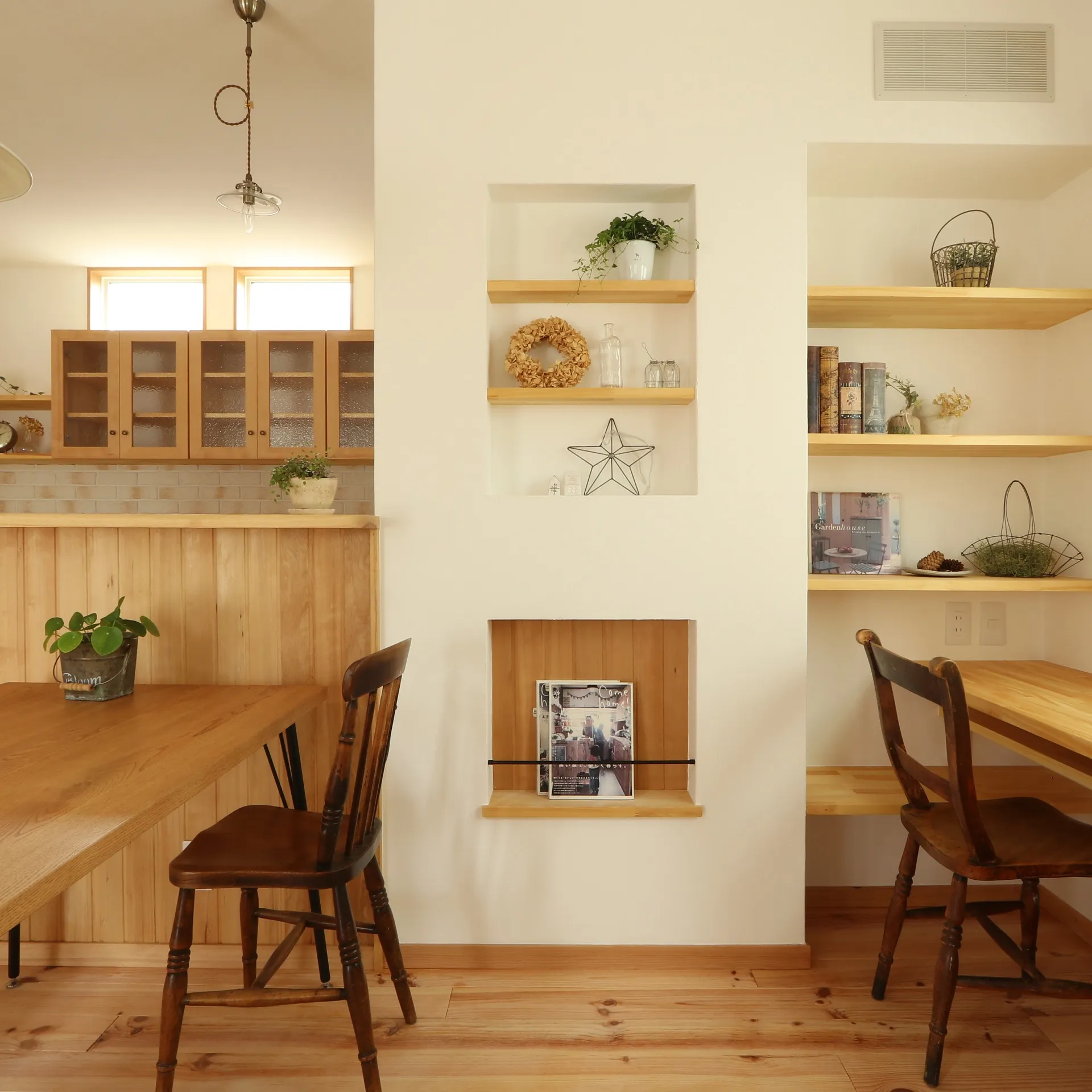 雑貨を飾るのが楽しくなる家