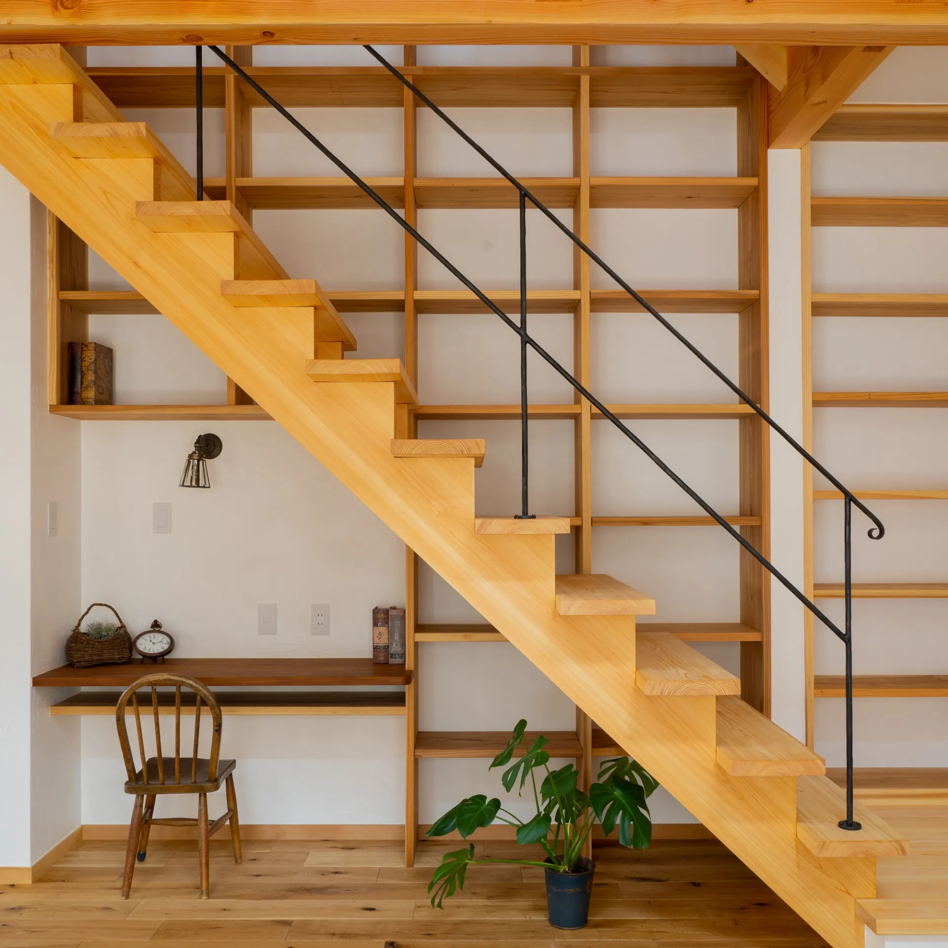 憧れの本棚のある家