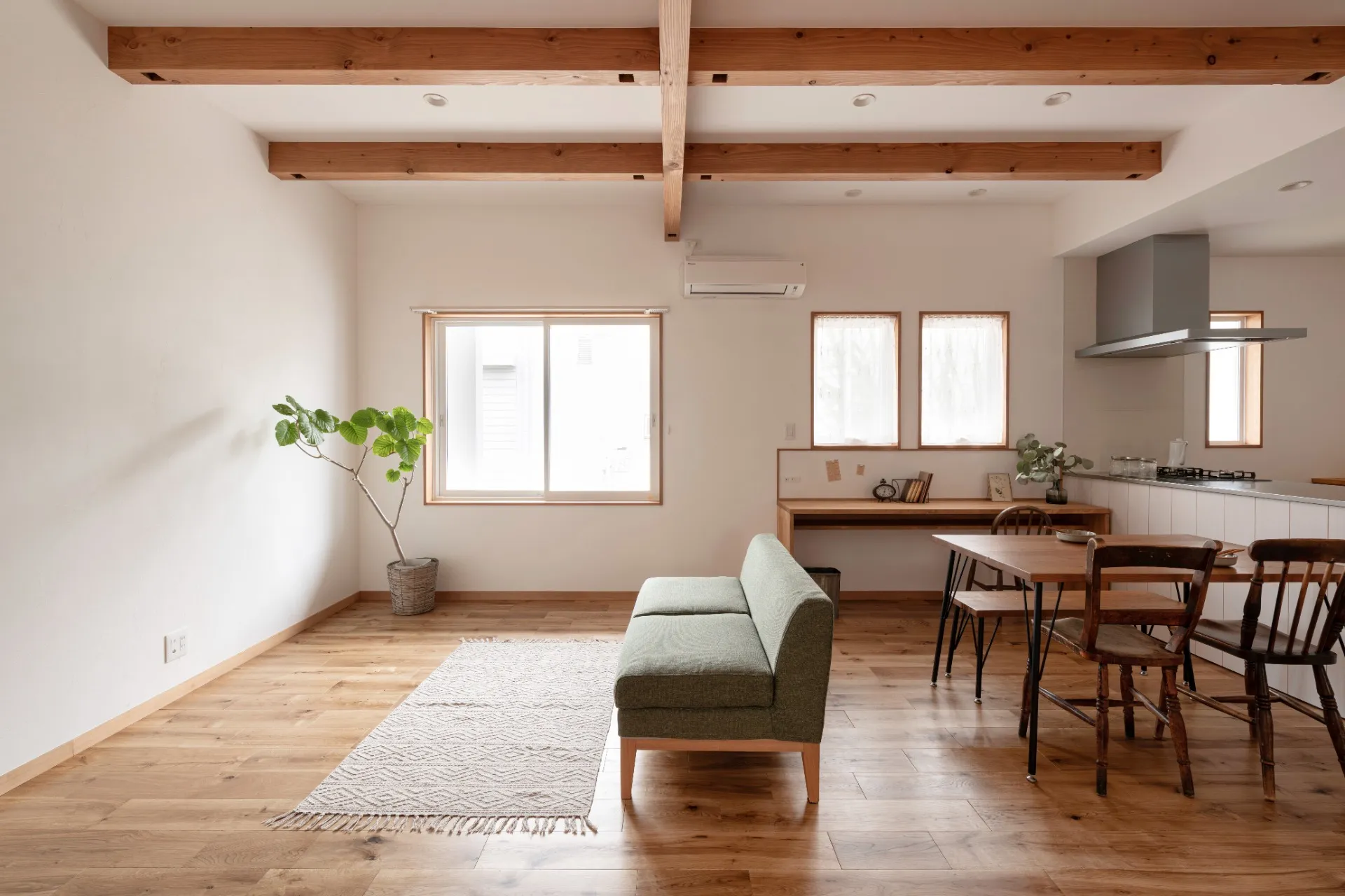 二世帯で暮らす平屋